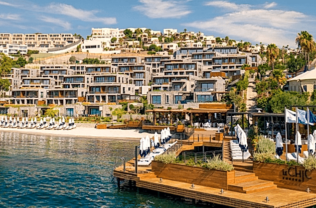 Le Chic Holiday Village